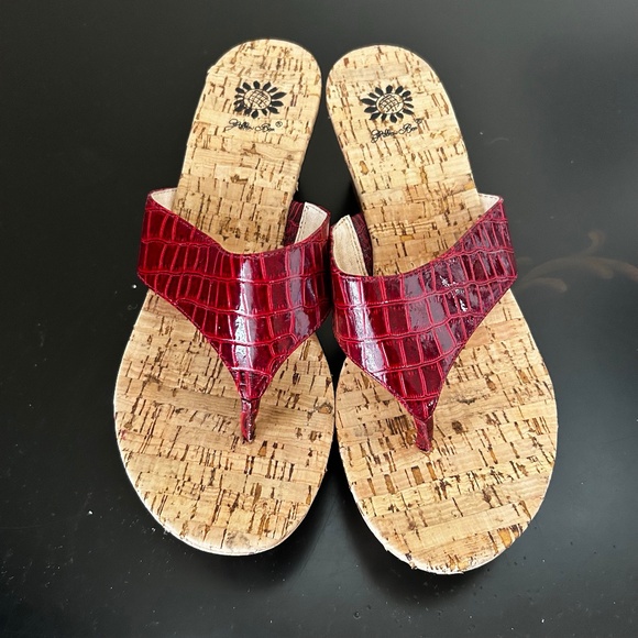 Yellow Box Wedge Sandals. Size 8 - Picture 1 of 9